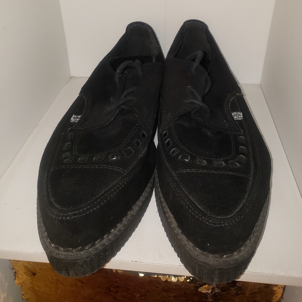 TUK black suede pointy underground creepers size 10